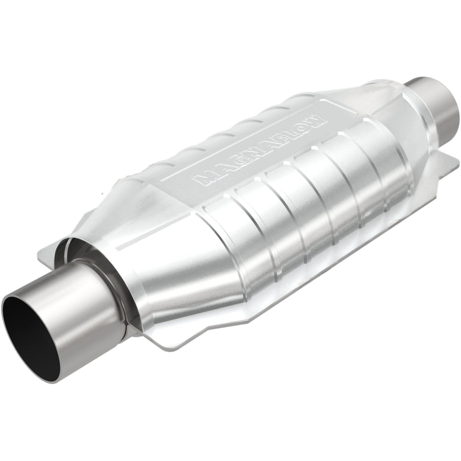 MagnaFlow CARB-compliant universal catalytic converter with stamped oval body