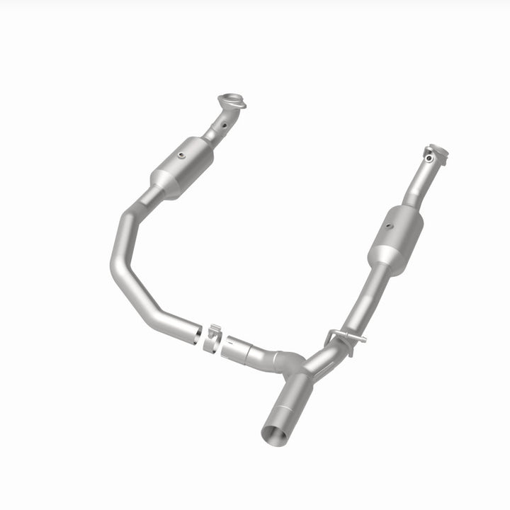 Magnaflow Direct Fit Catalytic Converter 280014 for 17-18 Ford E-350 6.8L - OneFastShop