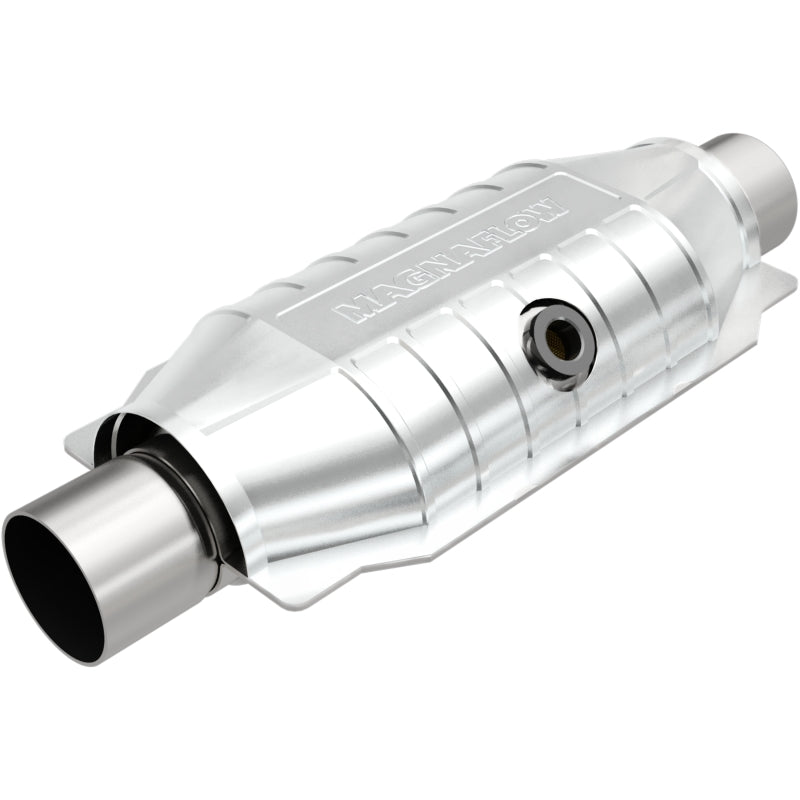 Magnaflow Universal Catalytic Converter 2.5" OBDII Rear Mid-Bed 02