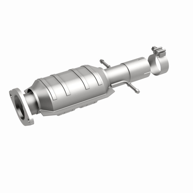 Magnaflow Direct-Fit Catalytic Converter 09-11 Chevy Malibu 3.6L