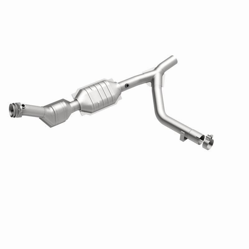 MagnaFlow OEM Grade Catalytic Converter for 2001-2003 Ford F-150, 2001-2002 Lincoln Navigator