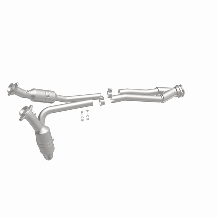 Magnaflow Direct Fit Catalytic Converter for 15-17 Ford Transit-150 3.7L