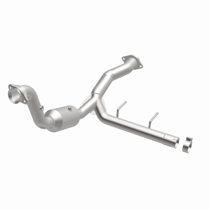 Magnaflow Conv Direct Fit 15-17 Ford F150 V6 2.7L OEM Underbody Catalytic Converter - OneFastShop
