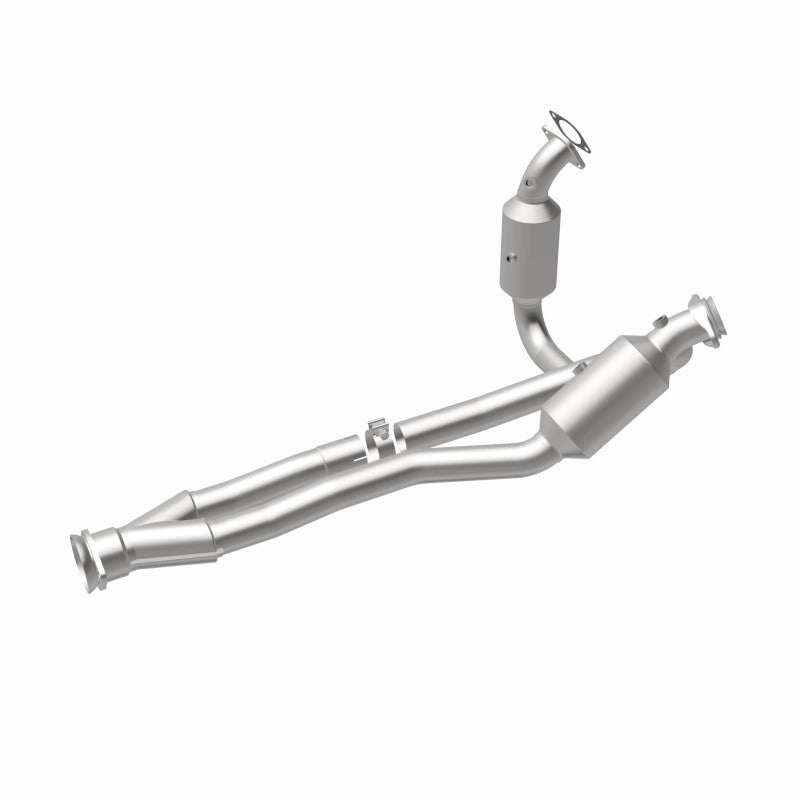 Magnaflow Direct-Fit Catalytic Converter for 2015-2017 Transit-150 V6 3.5 OEM Underbody Replacement - OneFastShop