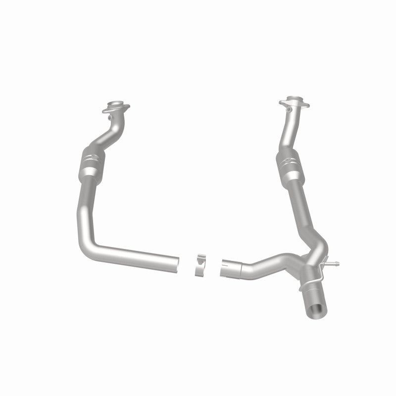 Magnaflow Direct-Fit Catalytic Converter CARB Compliant for 2009-2014 Ford E-150 E-250 E-350 Super Duty