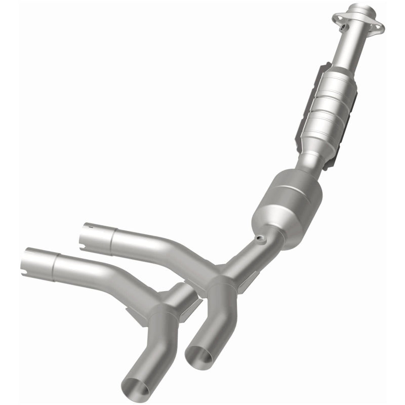Magnaflow Catalytic Converter DF 05-07 Ford E150 4.6L Passenger Side - OneFastShop