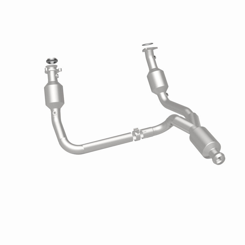 Magnaflow Underbody Direct-Fit Catalytic Converter for Chevrolet Silverado 1500 14-15