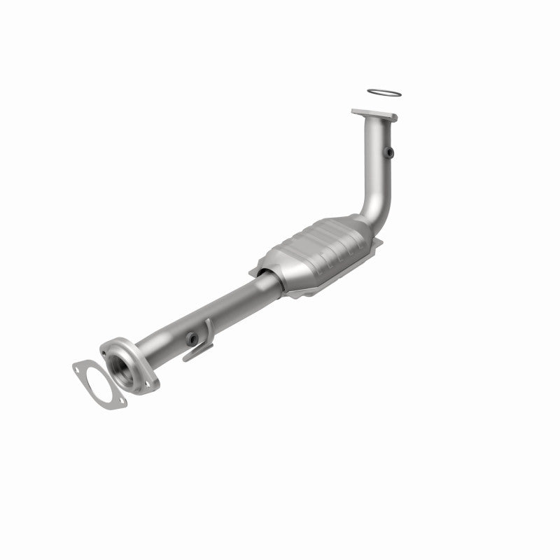 Magnaflow DF Direct-Fit Catalytic Converter for 02-06 Cadillac Escalade / 02-06 GM Yukon (Inc Denali) 6.0L P/S