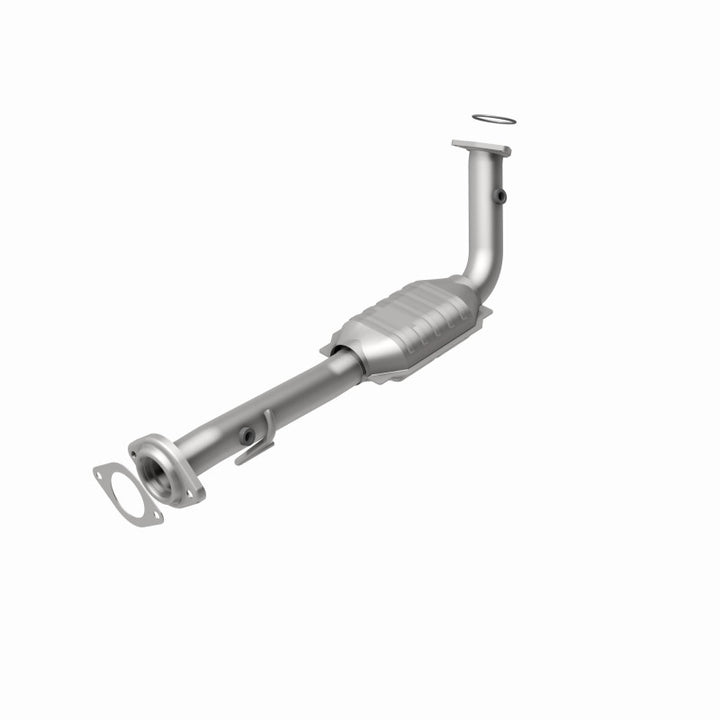 Magnaflow DF Direct-Fit Catalytic Converter for 02-06 Cadillac Escalade / 02-06 GM Yukon (Inc Denali) 6.0L P/S