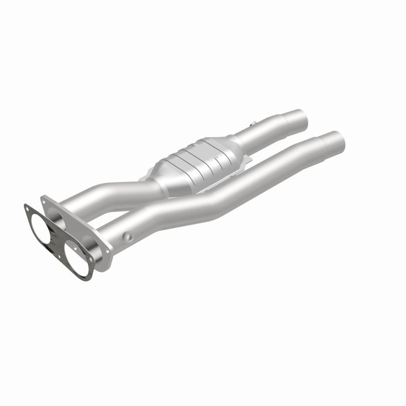Magnaflow Direct Fit Catalytic Converter California Grade CARB Compliant Stainless Steel 96-99 Chevy C2500 Suburban 74L