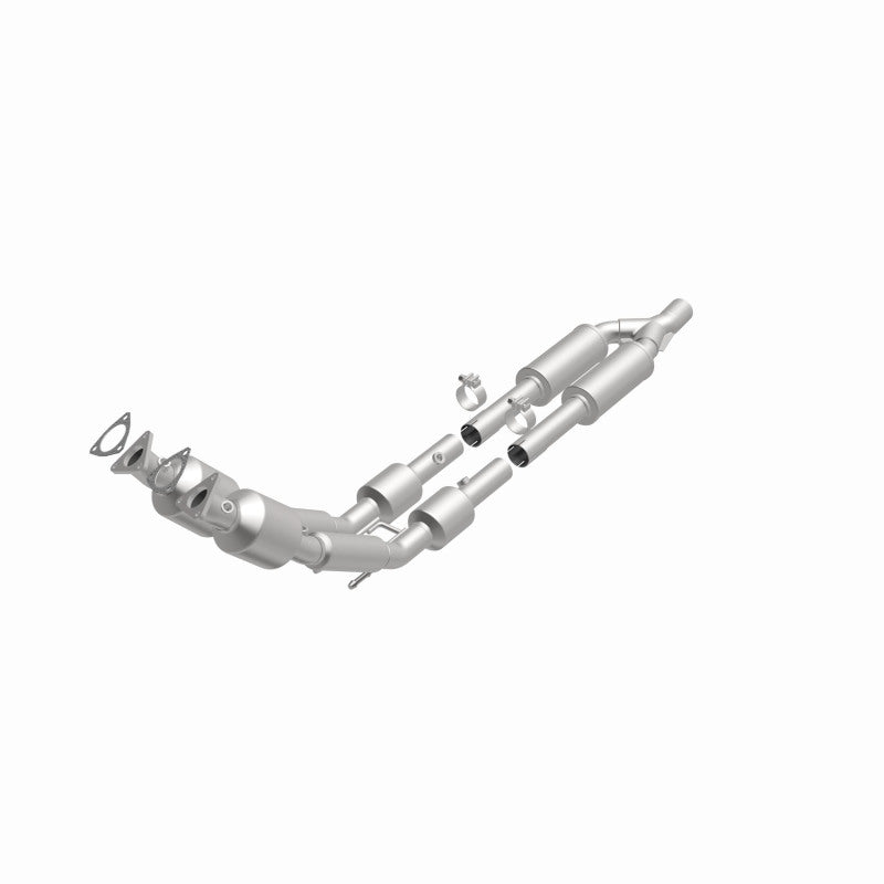 Magnaflow Direct-Fit Catalytic Converter 06-08 VW Passat 3.6L - OneFastShop