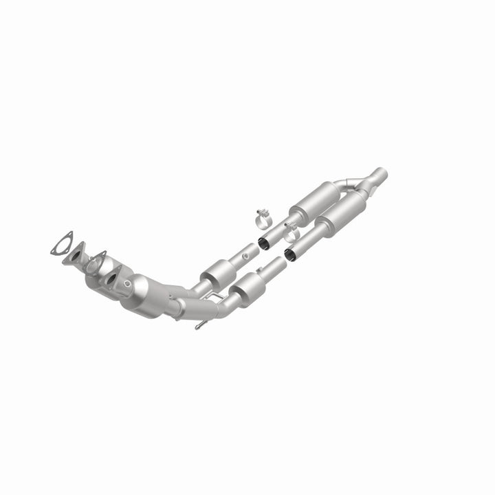 Magnaflow Direct-Fit Catalytic Converter 06-08 VW Passat 3.6L - OneFastShop
