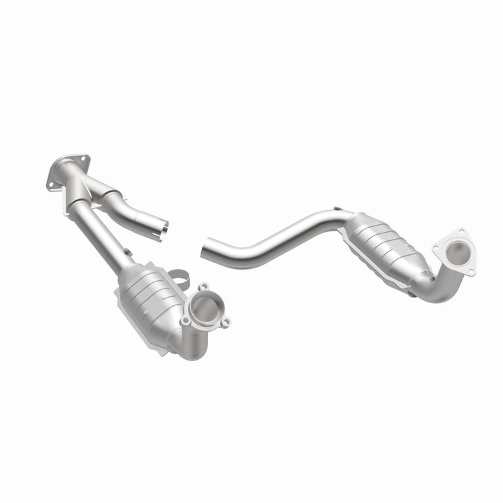 MagnaFlow Direct-Fit Catalytic Converter 49580 for 03-06 Chevy SSR 5.3/6.0 OEM - OneFastShop