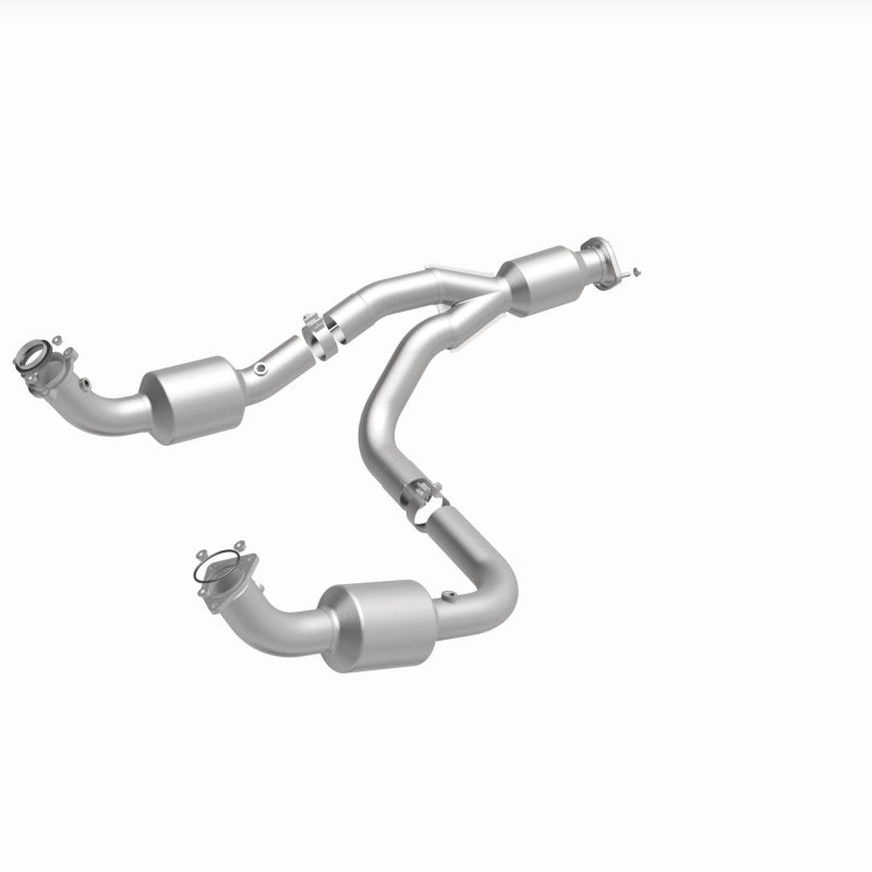 Magnaflow 12-20 Chevrolet Express 4500 6.0L Direct Fit Catalytic Converter