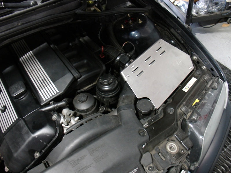 Injen Short Ram Intake with MegaRam Technology for 99-05 BMW 323i, 328i, 325i E46 Models