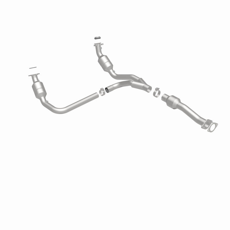 Magnaflow Direct Fit Catalytic Converter 2011-2014 Express 1500 4.3L Underbody