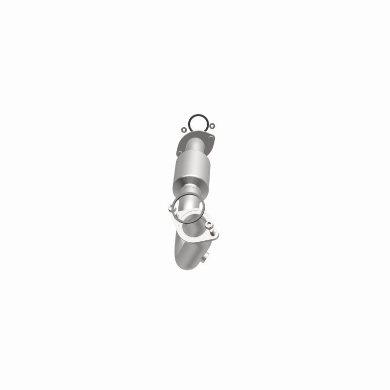 Magnaflow Catalytic Converter DF 13-15 RAV4 2.5 Underbody Direct-Fit OEM Replacement