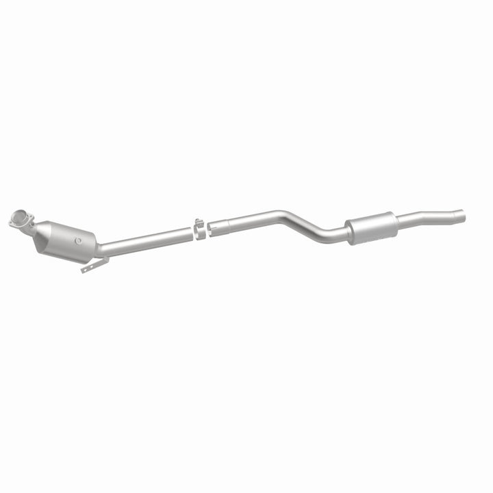 Magnaflow OEM Grade Direct Fit Catalytic Converter for Mercedes-Benz C300 3.0L 11-12