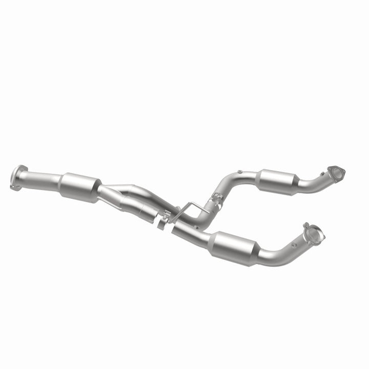 Magnaflow Direct Fit Catalytic Converter for 12-17 Chevrolet Express 3500 6.0L - OneFastShop