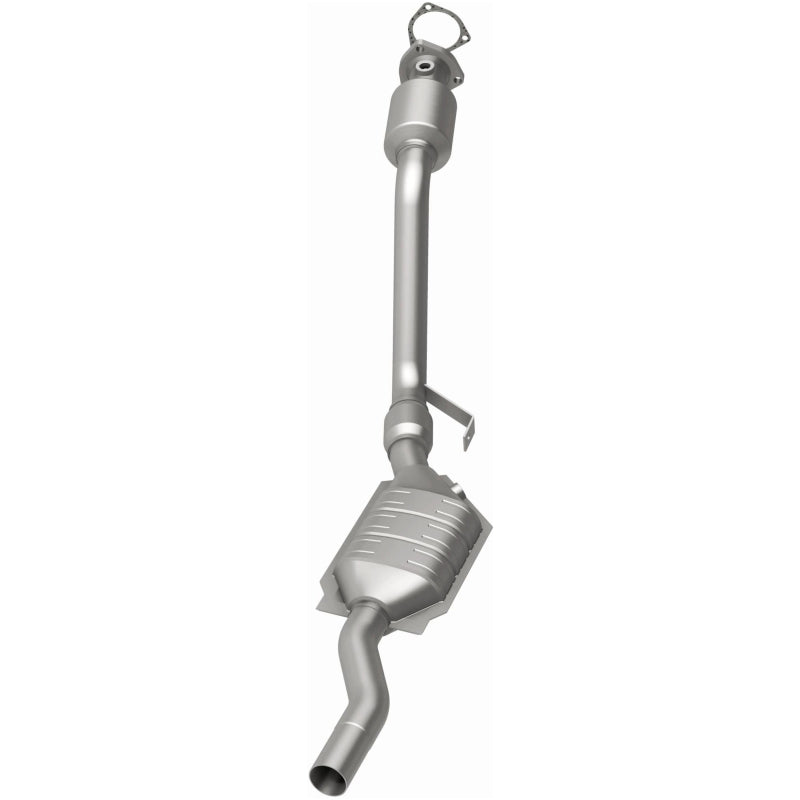 Magnaflow Direct-Fit Catalytic Converter for 2000-2005 Volkswagen Passat 2.8L - OneFastShop