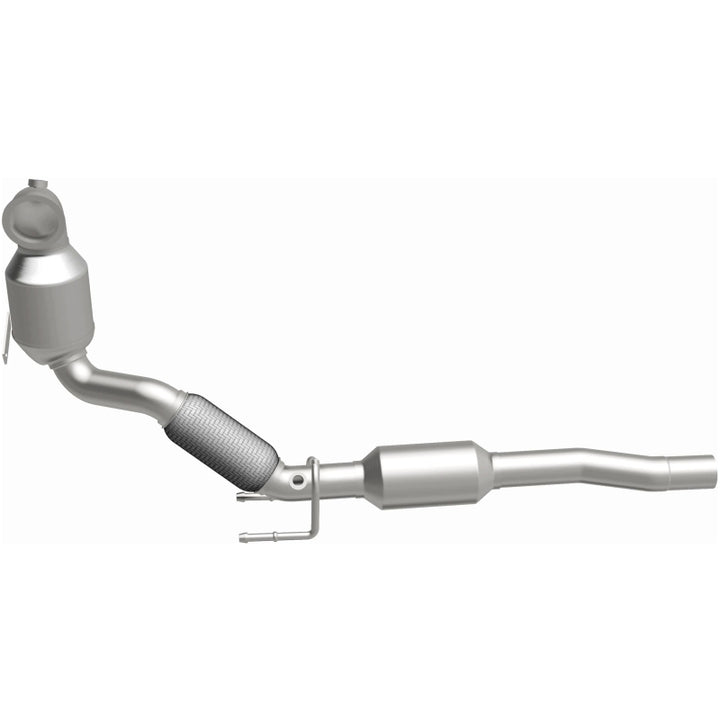 Magnaflow OEM Underbody Single Direct Fit Converter for 16-18 Volkswagen Jetta L4