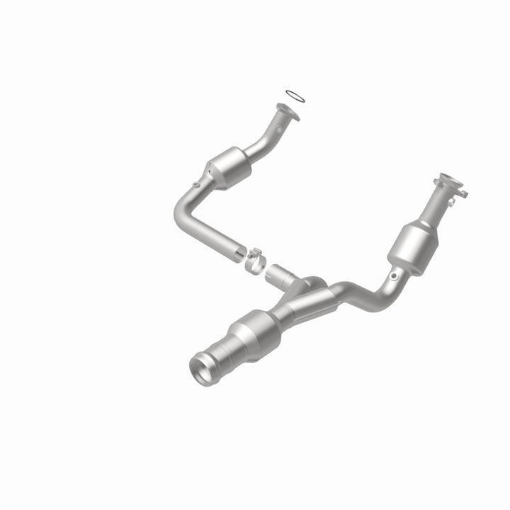 Magnaflow Underbody Direct Fit Converter 11-14 Escalade 6.2