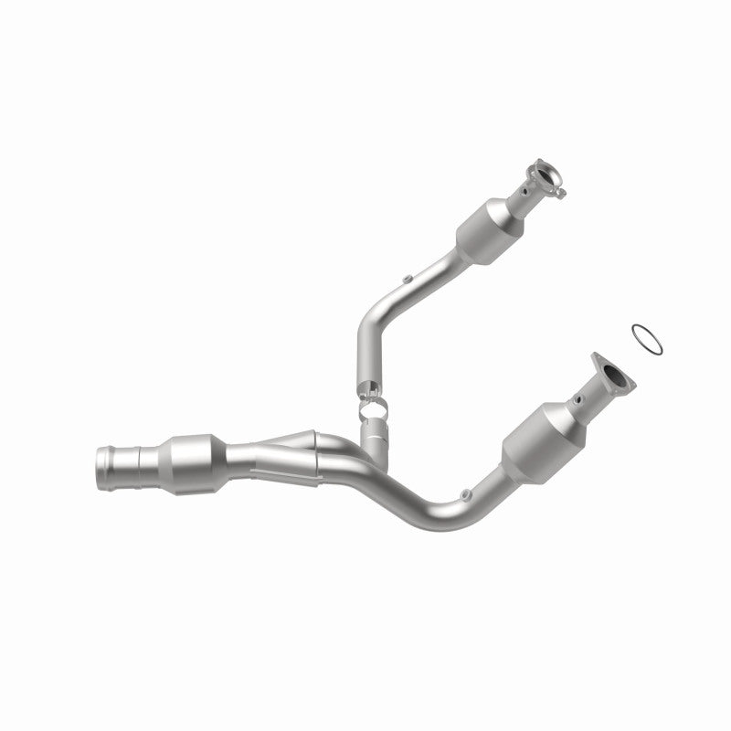 MagnaFlow Direct-Fit Catalytic Converter for 2015 GMC Yukon XL V8 6.2L