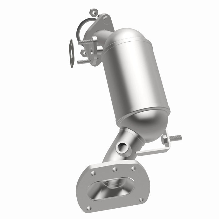 Magnaflow OEM Grade Federal/EPA Compliant Catalytic Converter for Lexus RX 350h V6-3.5