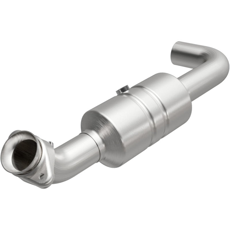 MagnaFlow Federal Underbody Direct-Fit Catalytic Converter - Ford Expedition, Lincoln Navigator 5.4L 2009-2014 (52419)