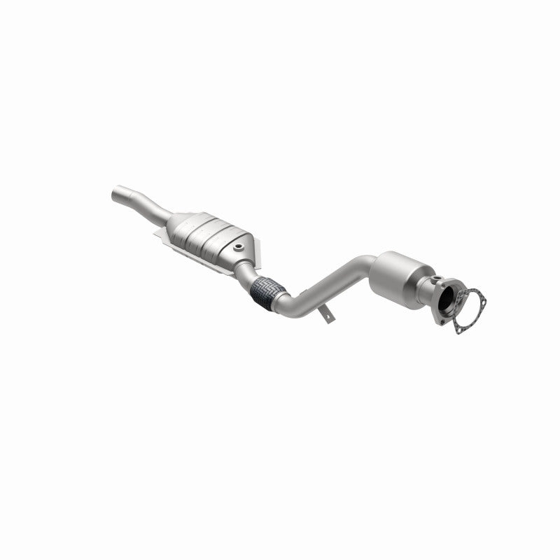 Magnaflow Direct-Fit Catalytic Converter for 2000-2005 Volkswagen Passat 2.8L - OneFastShop