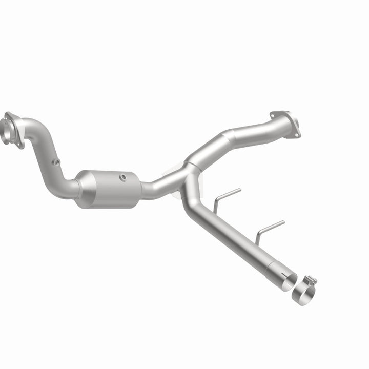 Magnaflow Conv Direct Fit 15-17 Ford F150 V6 2.7L OEM Underbody Catalytic Converter - OneFastShop