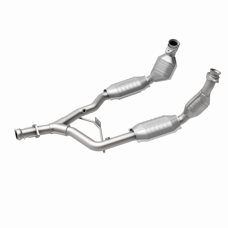 MagnaFlow Direct-Fit Catalytic Converter for 1996–1998 Ford Mustang 3.8L