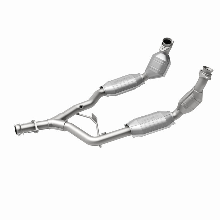 MagnaFlow Direct-Fit Catalytic Converter for 1996–1998 Ford Mustang 3.8L