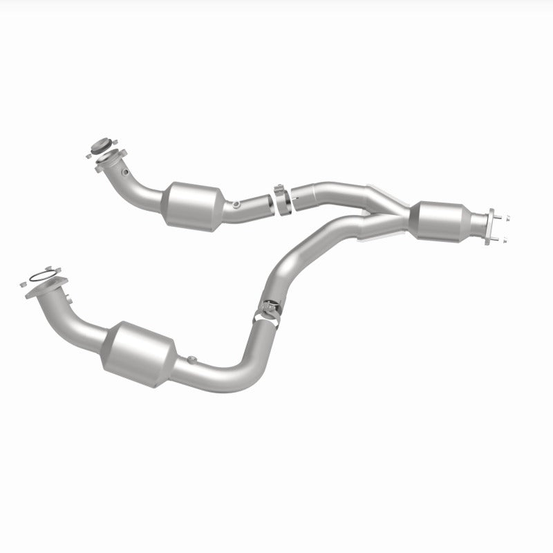 Magnaflow 12-20 Chevrolet Express 4500 6.0L Direct Fit Catalytic Converter