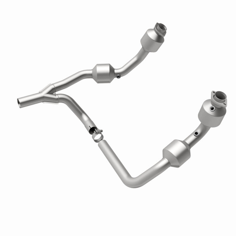 MagnaFlow Direct-Fit Catalytic Converter for 07-09 Jeep Wrangler/Wrangler Unltd 3.8L - OneFastShop