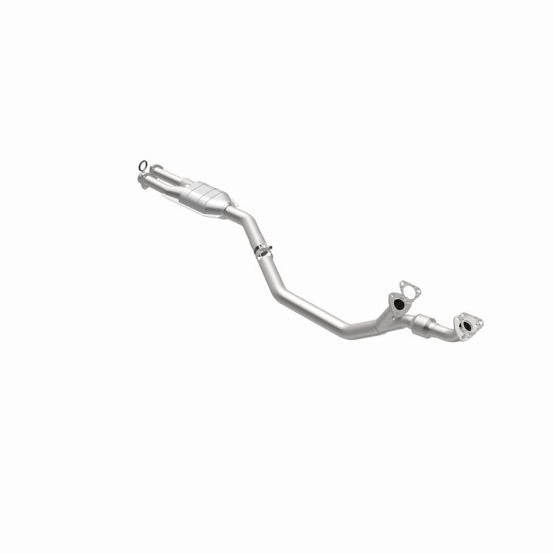 Magnaflow Conv Direct-Fit Catalytic Converter 69.75X6.5X4 1.75/1.75 Fits 1981-1984 BMW 633CSi 1983-1984 BMW 533i - OneFastShop