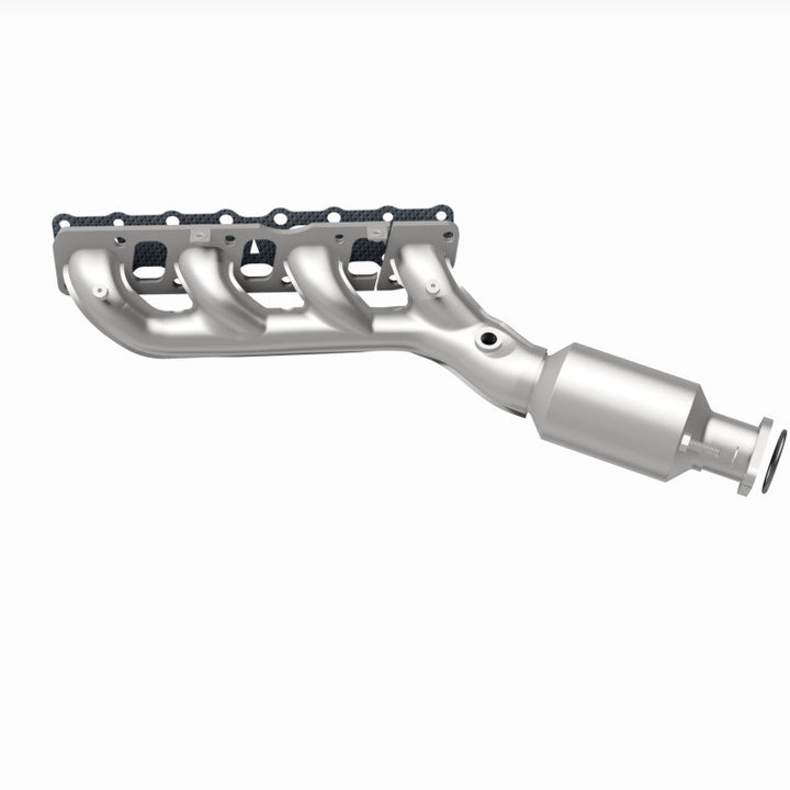 Magnaflow Direct Fit Catalytic Converter 05-06 Nissan Titan 5.6L - OneFastShop