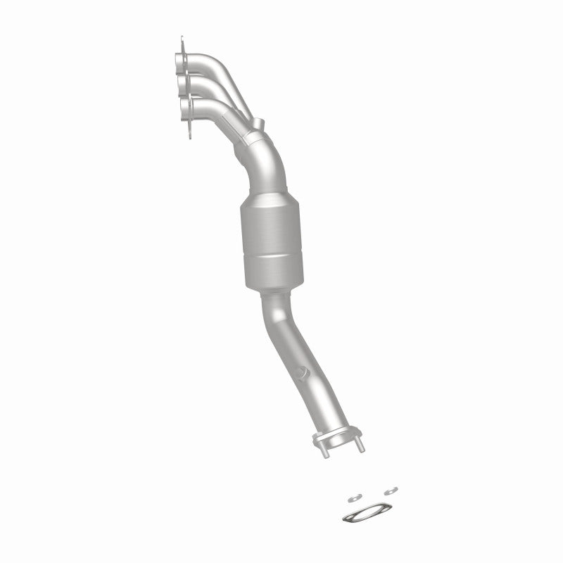 Magnaflow Direct-Fit Catalytic Converter for 2008-2010 BMW 528i/528i xDrive 3.0L Underbody