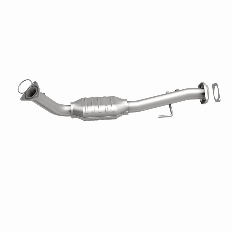 Magnaflow DF Direct-Fit Catalytic Converter for 02-06 Cadillac Escalade / 02-06 GM Yukon (Inc Denali) 6.0L P/S
