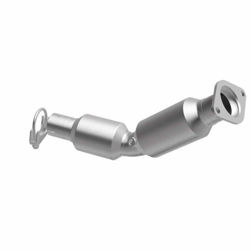 Magnaflow Direct-Fit Catalytic Converter 2010-2015 Prius L4 1.8 OEM Underbody