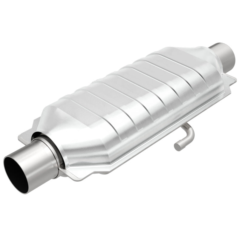MagnaFlow Universal Catalytic Converter 2.5" with Air - Fits Dodge Ram 3500, Ford F-250, E-250 Econoline Club Wagon - OneFastShop