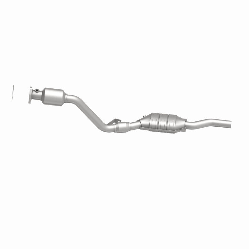 Magnaflow Direct-Fit Catalytic Converter for 2000-2005 Volkswagen Passat 2.8L - OneFastShop