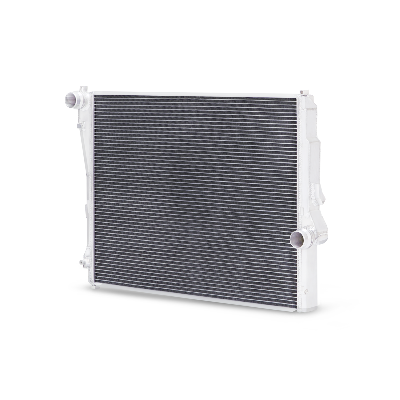 Mishimoto Performance Aluminum Radiator for 99-06 BMW 323i/328i/330i