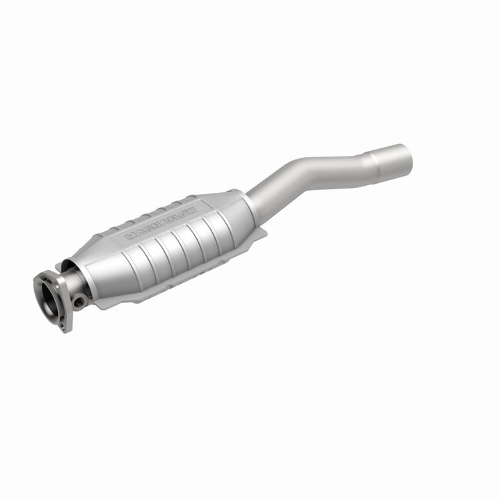Magnaflow Conv Volvo 28.75X6.5X4 2.5/2.38 Direct-Fit Catalytic Converter for 1985-1995 Volvo 740 940 - OneFastShop