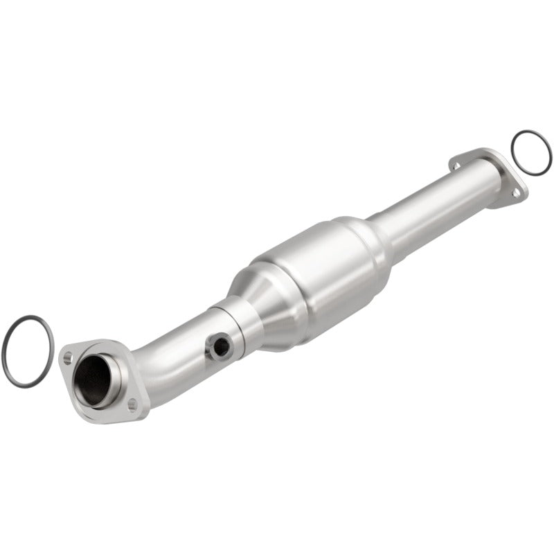 MagnaFlow Federal Passenger Side Rear Direct-Fit Catalytic Converter - Toyota Tacoma 4.0L 2005-2015