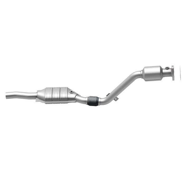 Magnaflow Direct-Fit Catalytic Converter for 2000-2005 Volkswagen Passat 2.8L - OneFastShop