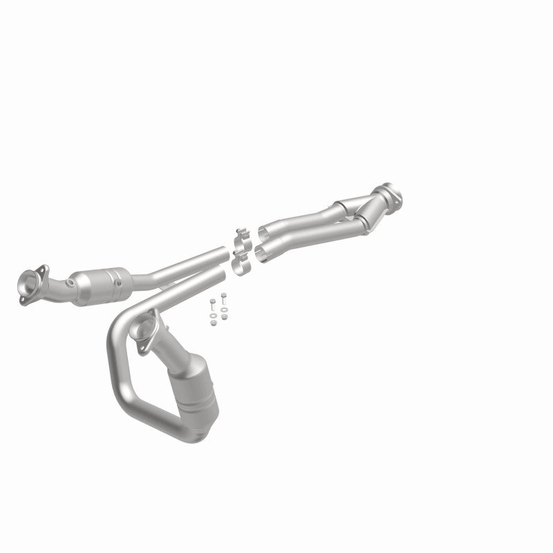 Magnaflow Direct Fit Catalytic Converter for 15-17 Ford Transit-150 3.7L