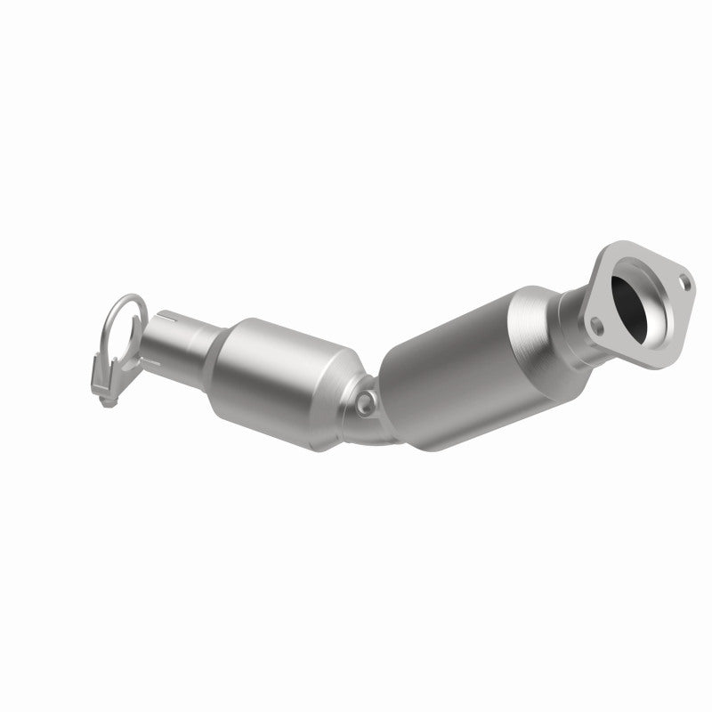 Magnaflow Direct-Fit Catalytic Converter 2010-2015 Prius L4 1.8 OEM Underbody
