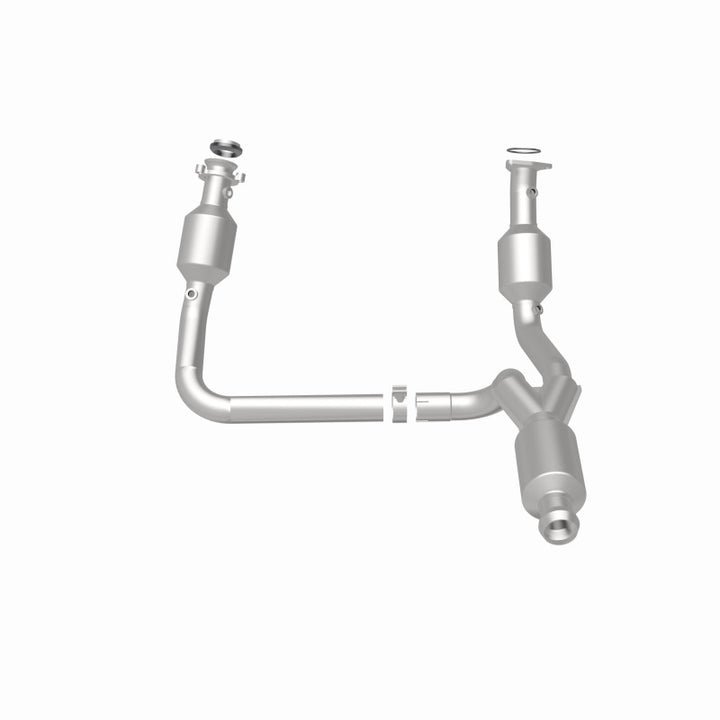 Magnaflow Underbody Direct-Fit Catalytic Converter for Chevrolet Silverado 1500 14-15