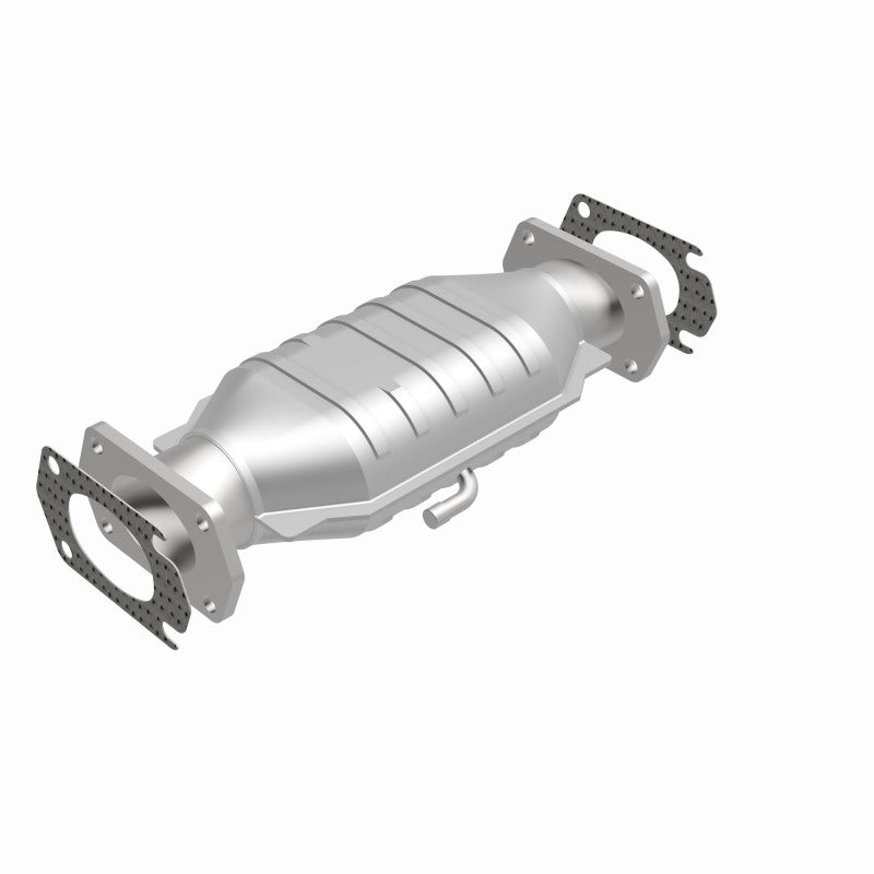 Magnaflow Catalytic Converter with Mandrel-Bent Tubing for GM Vehicles - OneFastShop